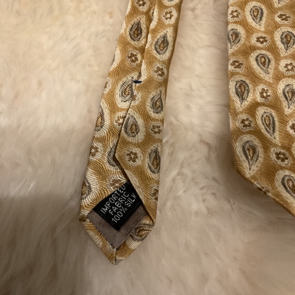 Geoffrey Beene Men’s Tie - Picture 3 of 5